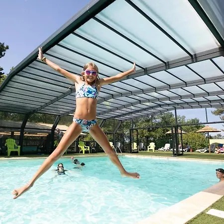 Zecamping 4 Etoiles Familial - Parc Aqua - Esprit Champetre - Dog Friendly Кемпинг *