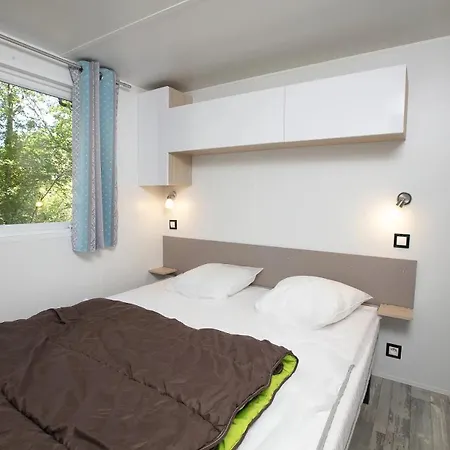 Zecamping 4 Etoiles Familial - Parc Aqua - Esprit Champetre - Dog Friendly Кемпинг Loupiac (Lot)