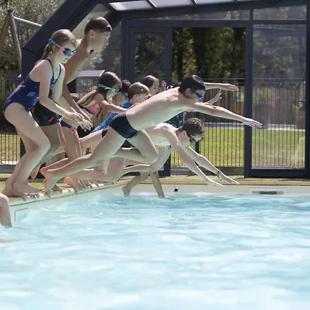 Kemp 4 Etoiles - Piscine - Eeihec Loupiac (Lot)