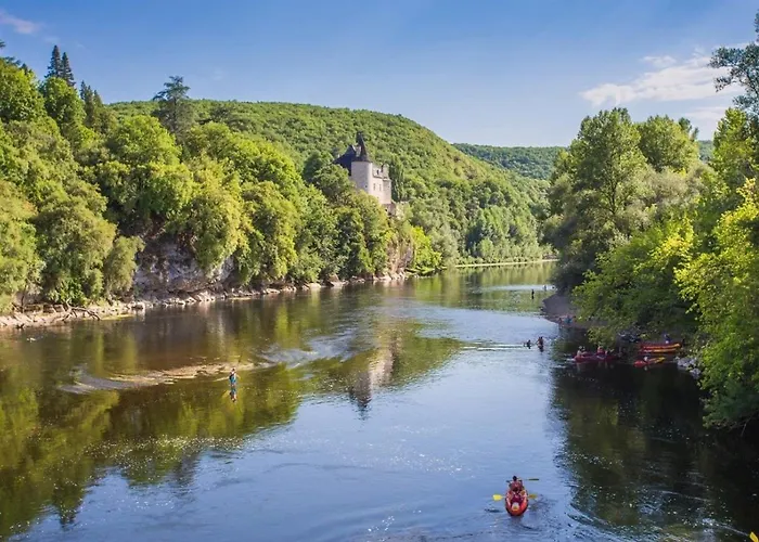 Campingplatz Zecamping 4 Etoiles Animaux Acceptes Piscine Couverte Loupiac (Lot)